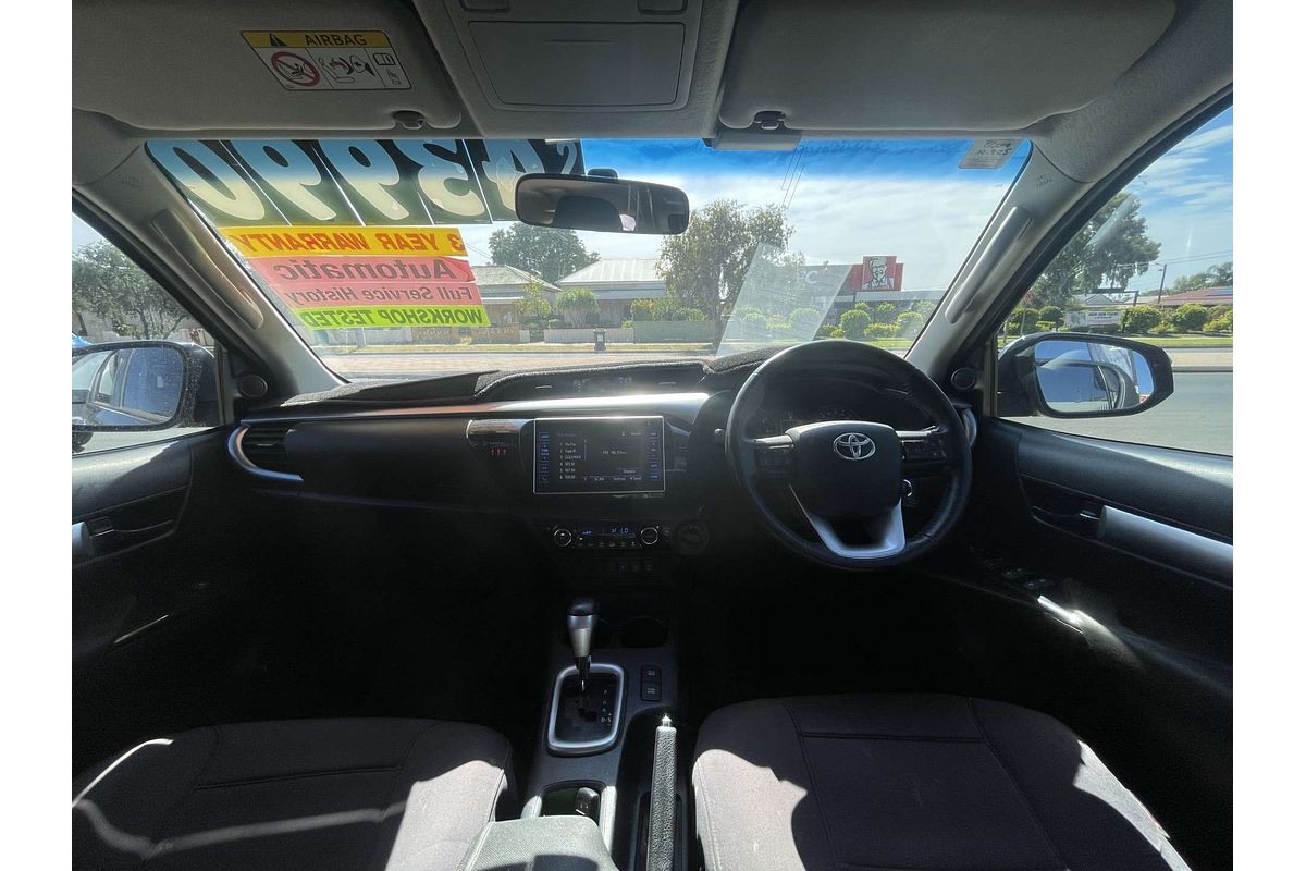 2017 Toyota Hilux SR5 GUN126R 4X4