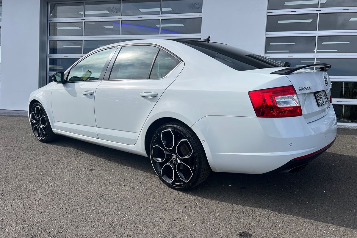 2015 SKODA Octavia RS 162TSI NE