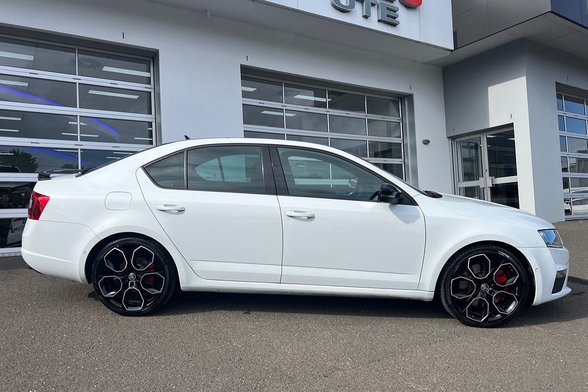 2015 SKODA Octavia RS 162TSI NE