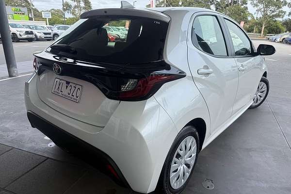 2022 Toyota Yaris Ascent Sport MXPA10R
