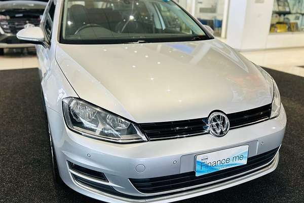 2014 Volkswagen Golf 103TSI Highline 7