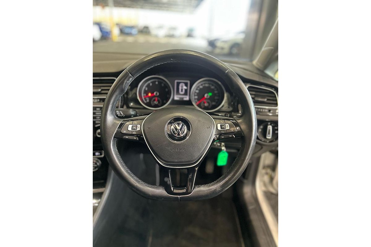 2014 Volkswagen Golf 103TSI Highline 7