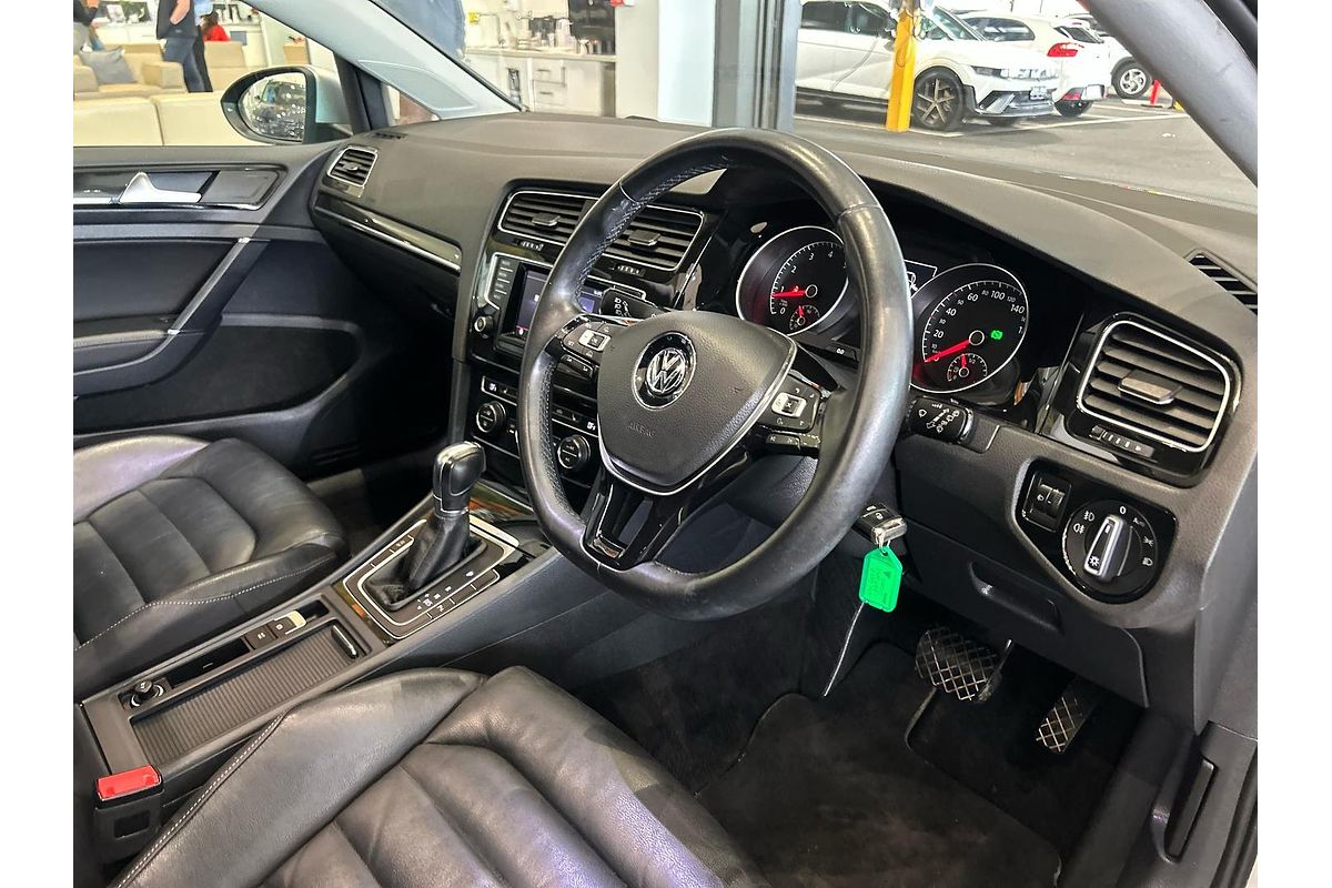 2014 Volkswagen Golf 103TSI Highline 7