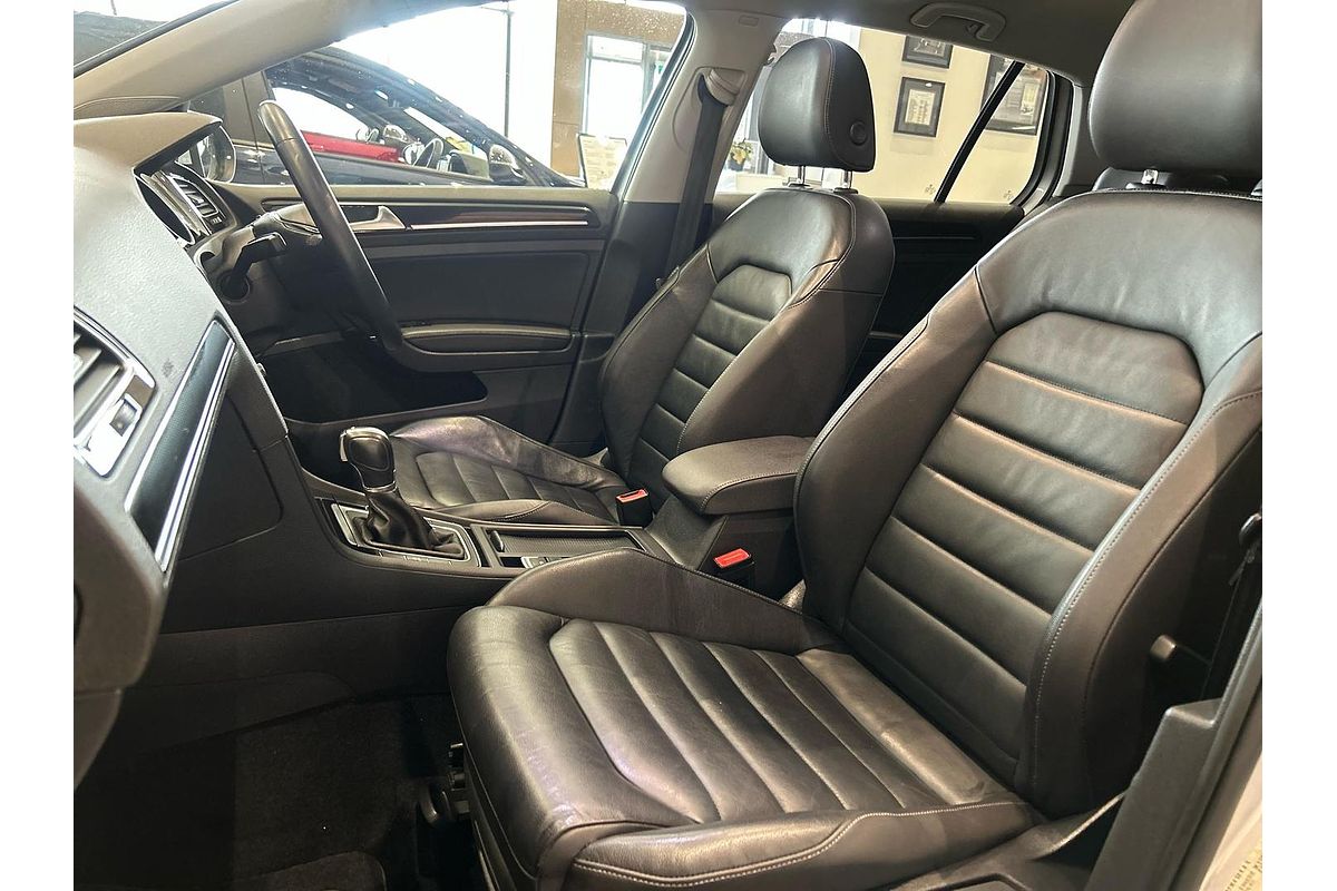 2014 Volkswagen Golf 103TSI Highline 7