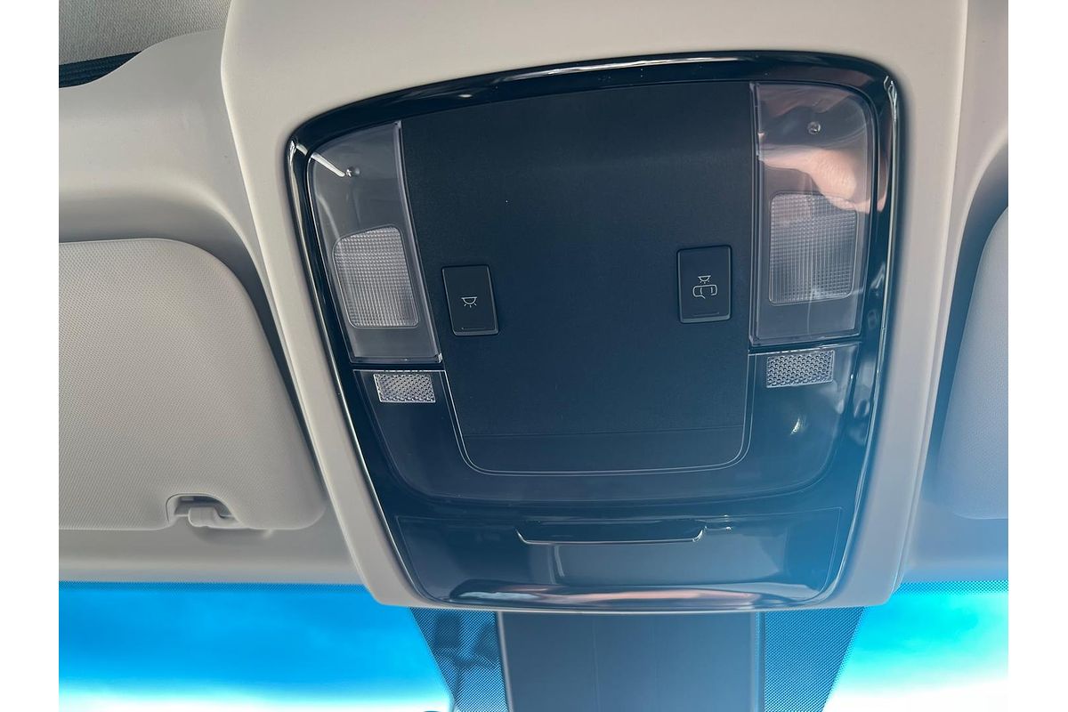 2024 Hyundai STARIA LOAD US4.V2