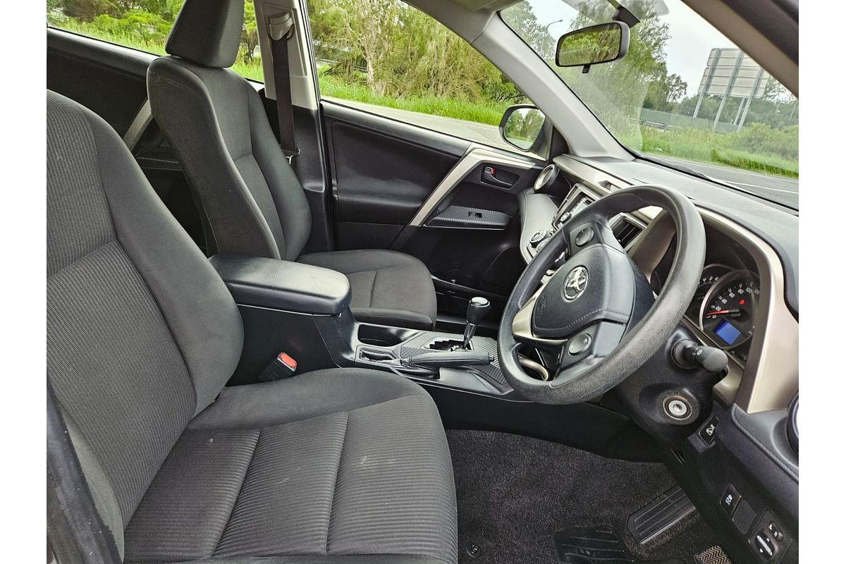 2013 Toyota RAV4 GX ASA44R