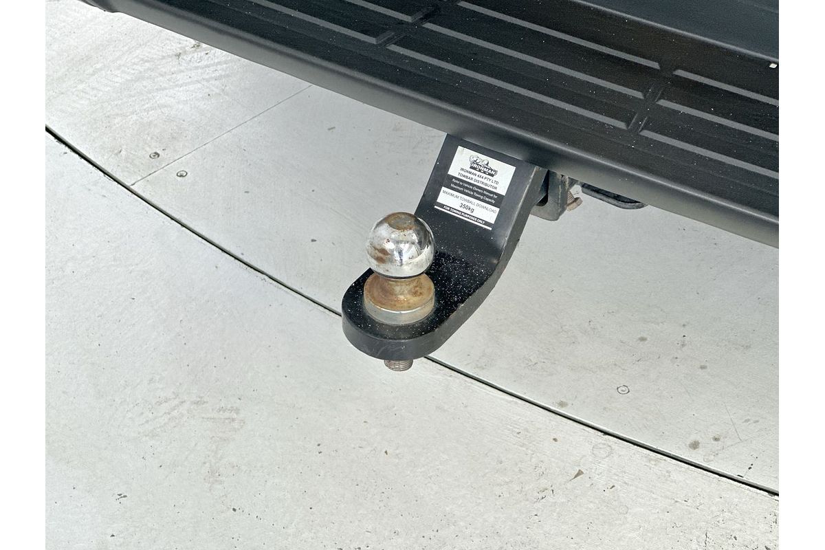 2019 Toyota Hilux Workmate TGN121R Rear Wheel Drive