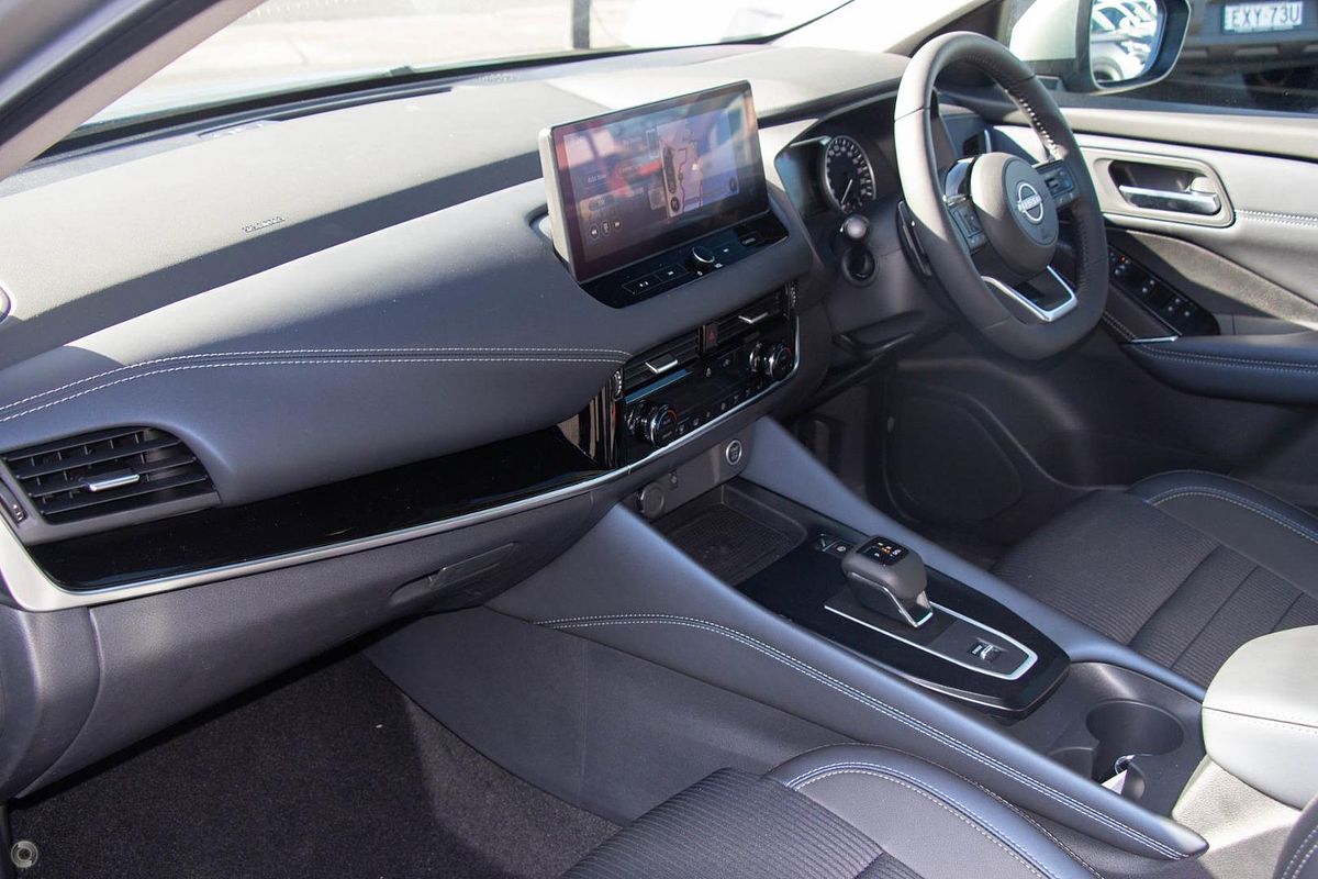 2024 Nissan QASHQAI ST-L J12