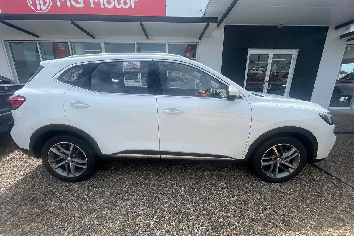 2024 MG HS Excite SAS23