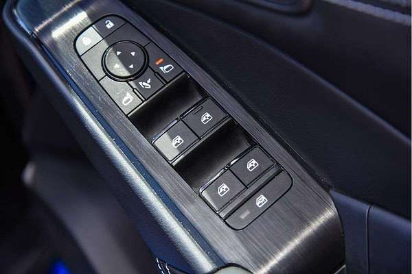 2024 Nissan QASHQAI ST+ J12