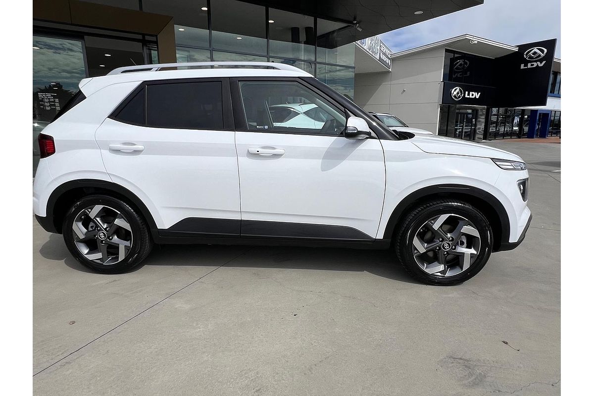 2024 Hyundai Venue Elite QX.V5