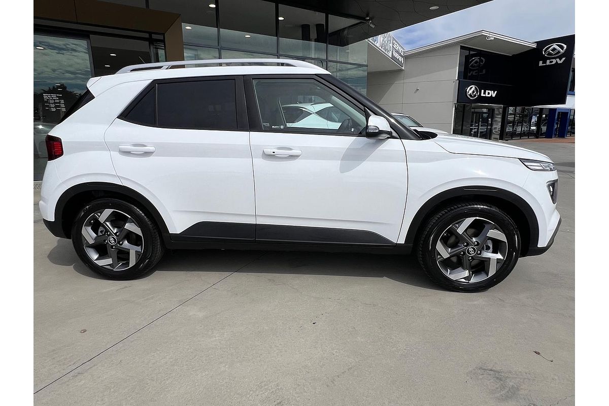 2024 Hyundai Venue Elite QX.V5