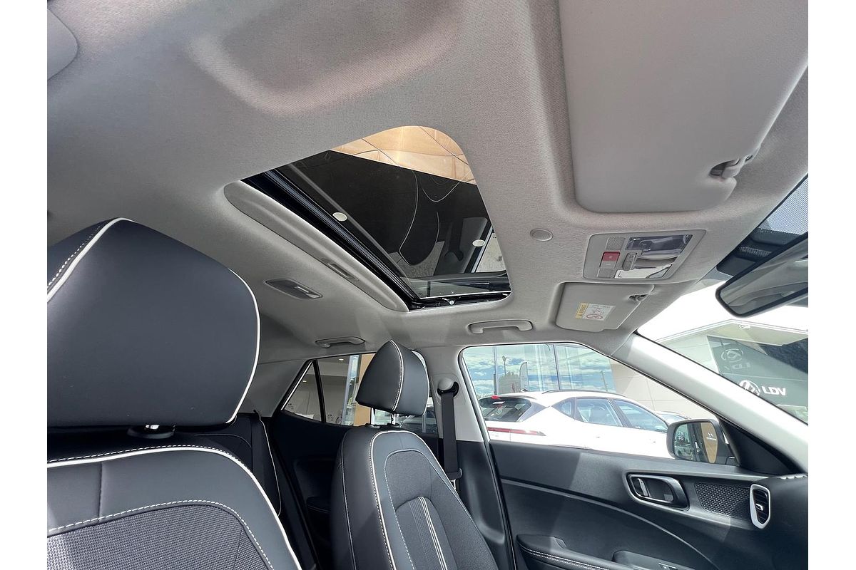 2024 Hyundai Venue Elite QX.V5