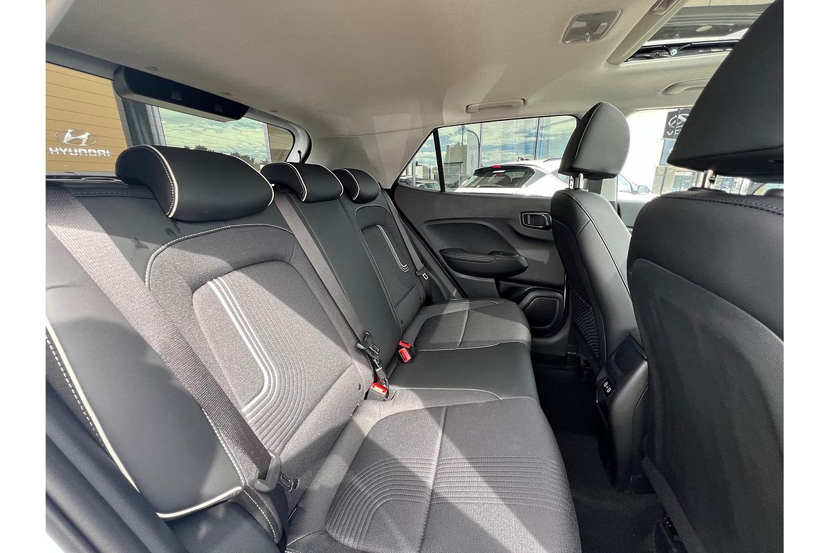 2024 Hyundai Venue Elite QX.V5