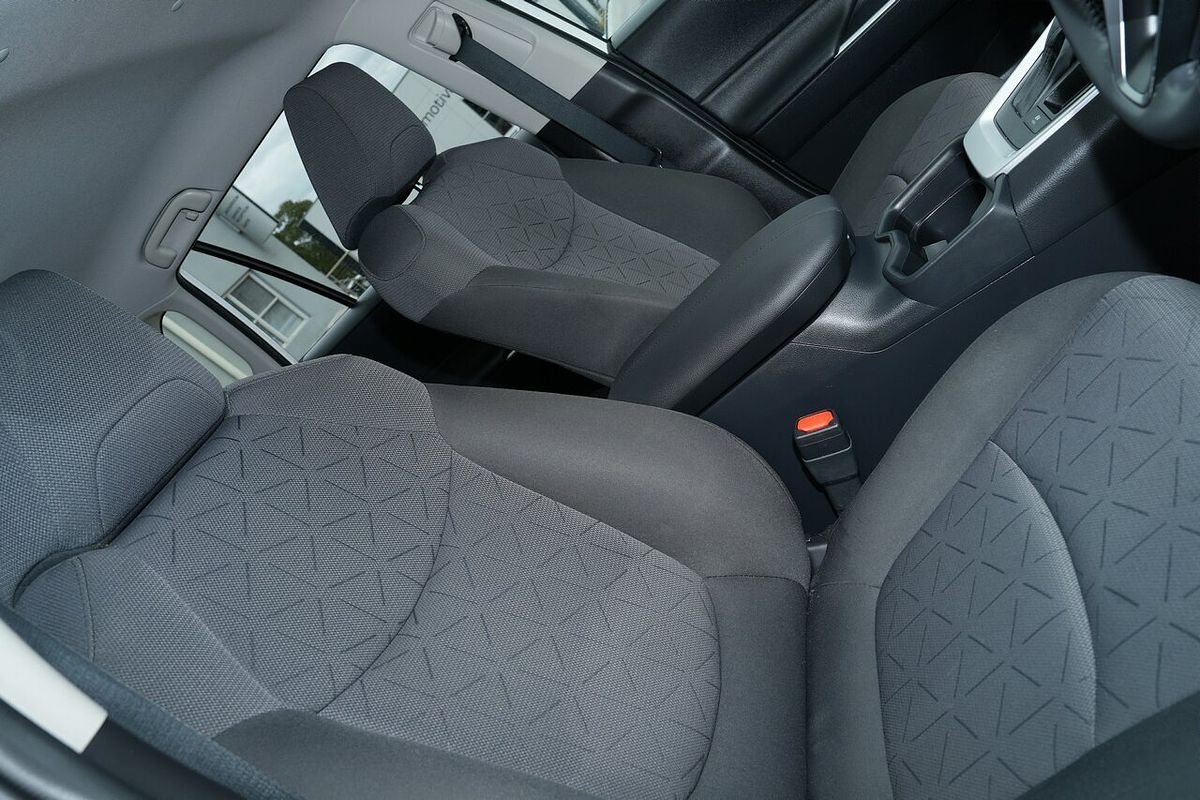 2021 Toyota RAV4 GXL AXAH52R