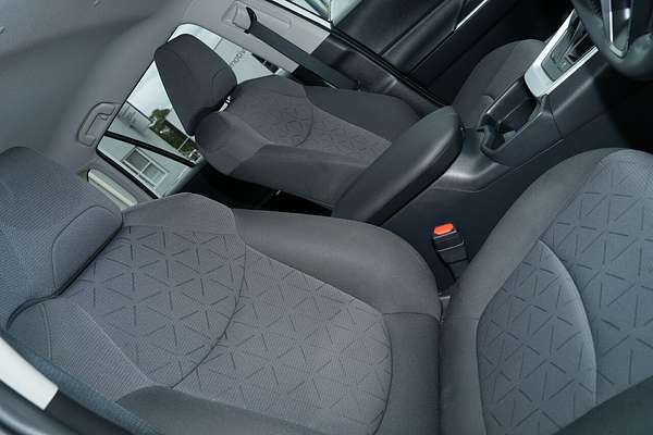 2021 Toyota RAV4 GXL AXAH52R