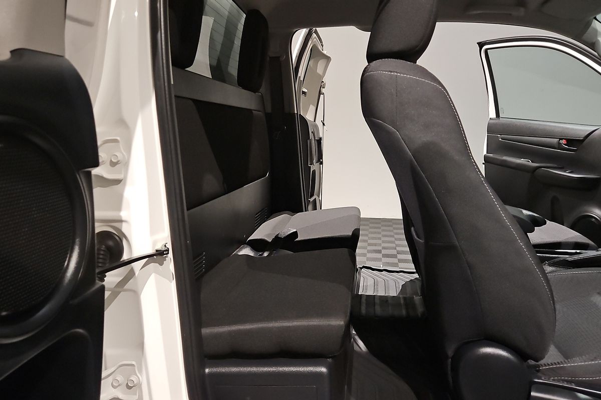 2021 Toyota Hilux SR GUN126R 4X4