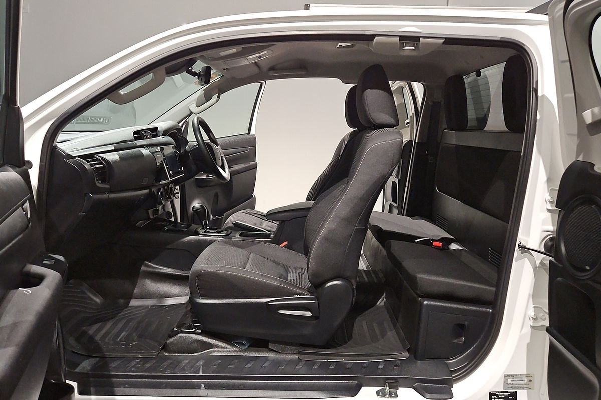 2021 Toyota Hilux SR GUN126R 4X4