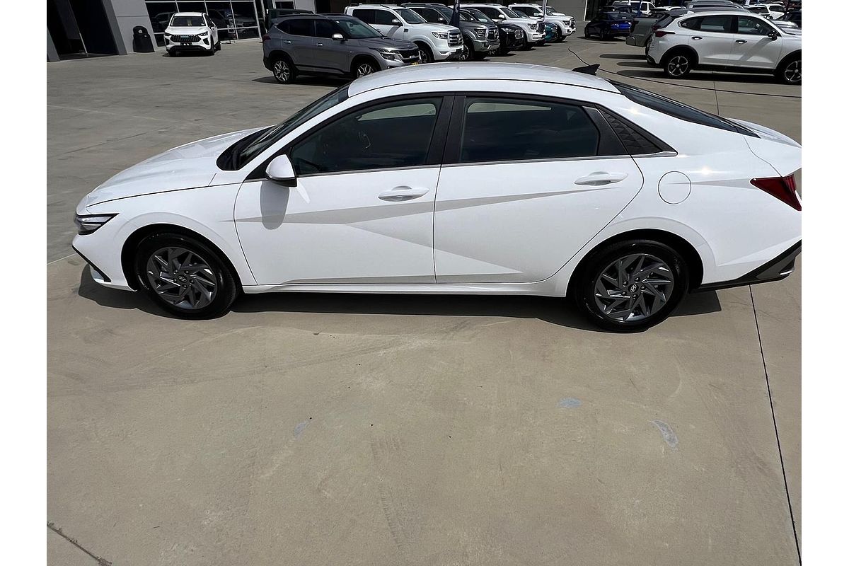 2024 Hyundai i30 Hybrid CN7.V2