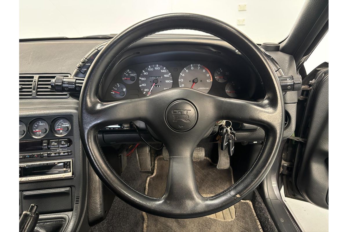 1992 Nissan SKYLINE GT-R R32 BNR32