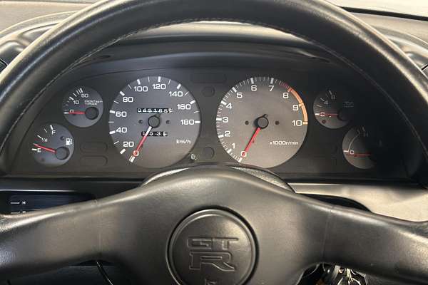 1992 Nissan SKYLINE GT-R R32 BNR32