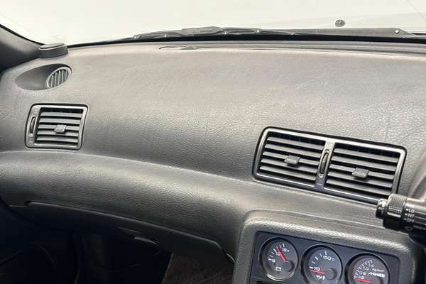 1992 Nissan SKYLINE GT-R R32 BNR32