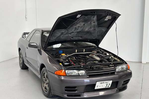 1992 Nissan SKYLINE GT-R R32 BNR32