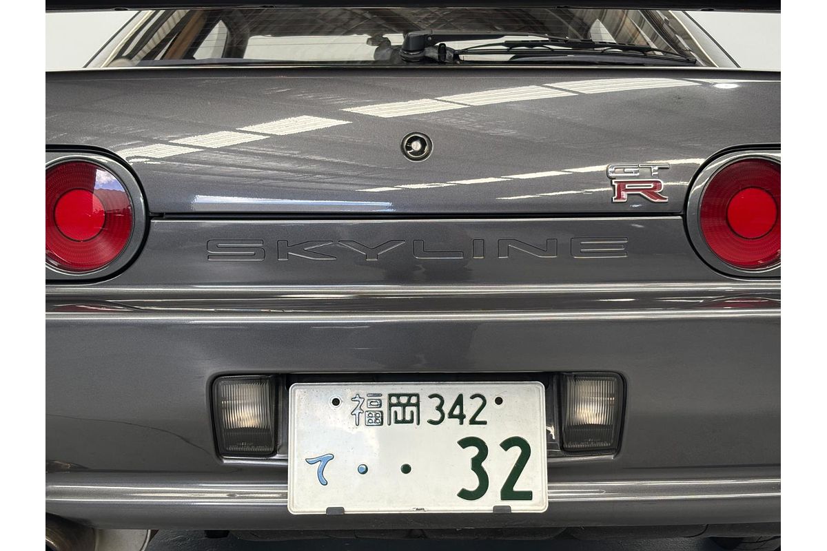 1992 Nissan SKYLINE GT-R R32 BNR32