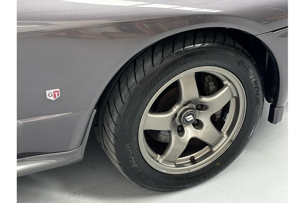 1992 Nissan SKYLINE GT-R R32 BNR32