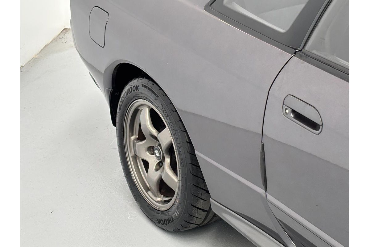 1992 Nissan SKYLINE GT-R R32 BNR32