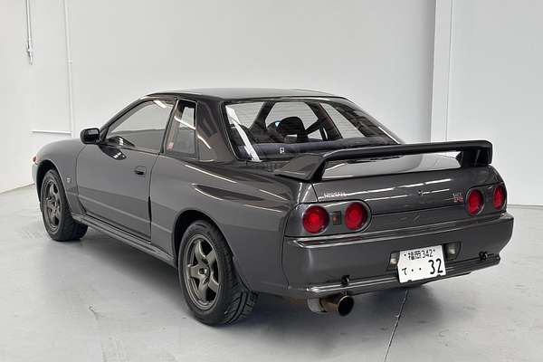 1992 Nissan SKYLINE GT-R R32 BNR32