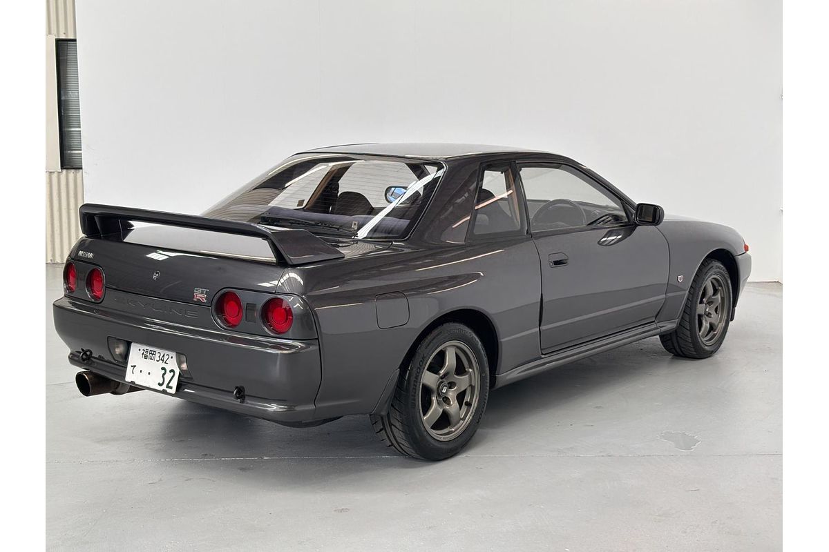 1992 Nissan SKYLINE GT-R R32 BNR32