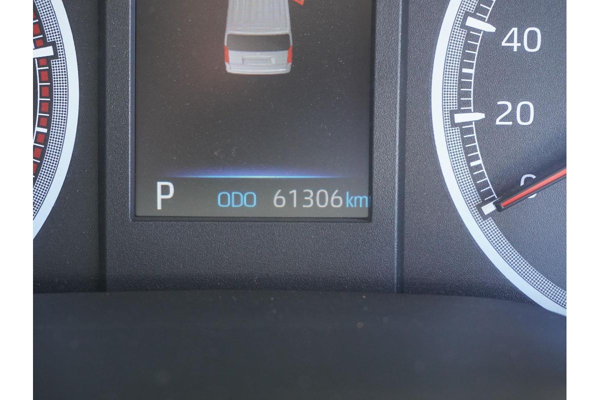 2020 Toyota Hiace Commuter GDH322R