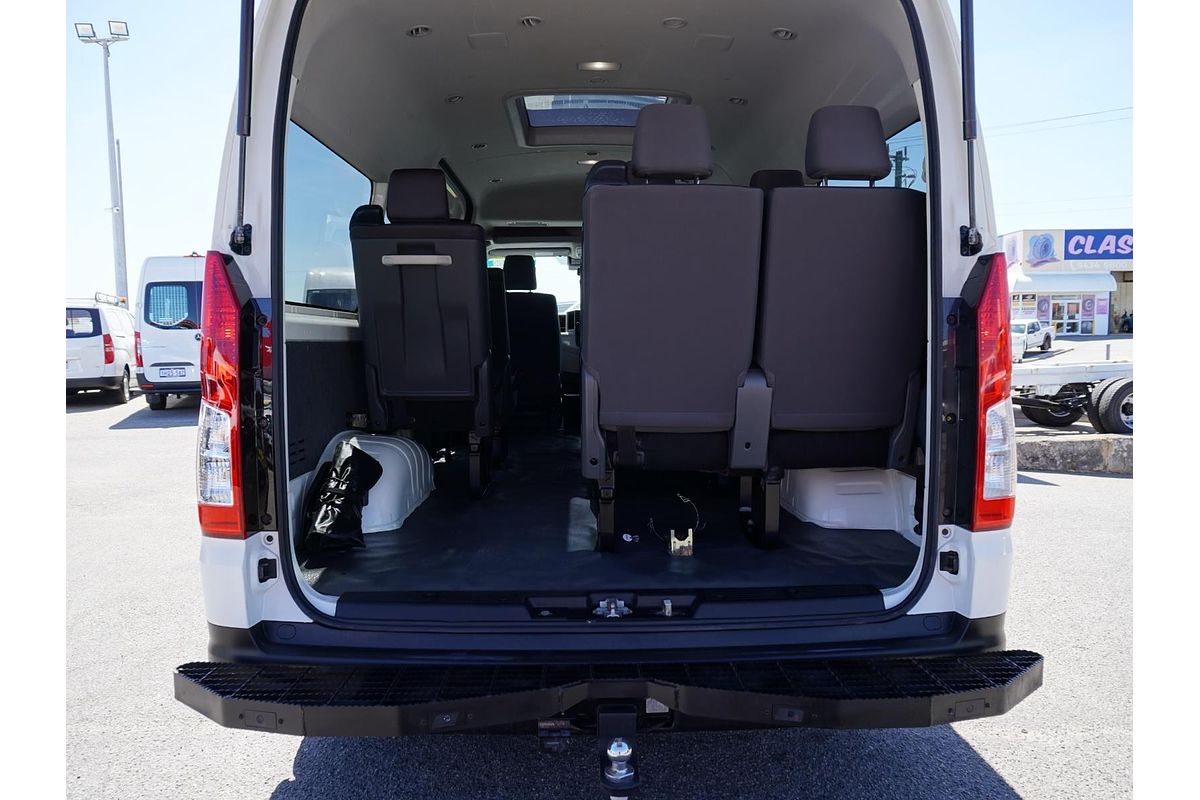 2020 Toyota Hiace Commuter GDH322R