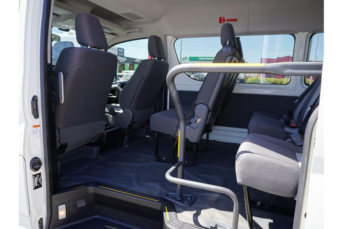2020 Toyota Hiace Commuter GDH322R
