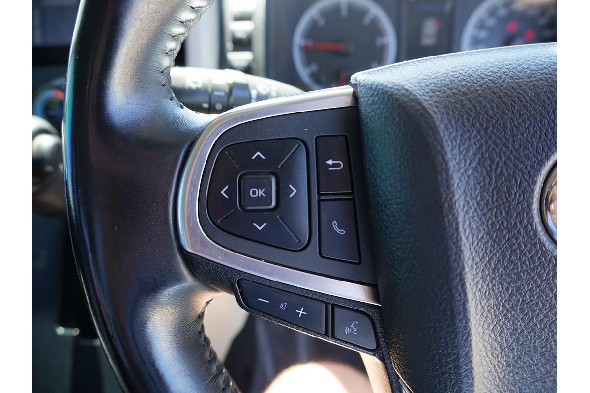 2020 Toyota Hiace Commuter GDH322R