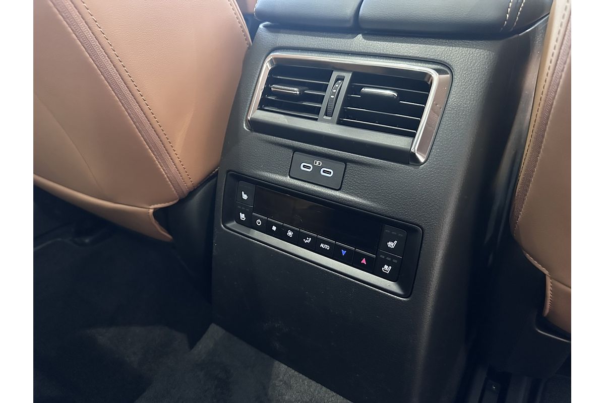 Mazda CX-90 A 8AUTO D50E AZAMI SP AWD