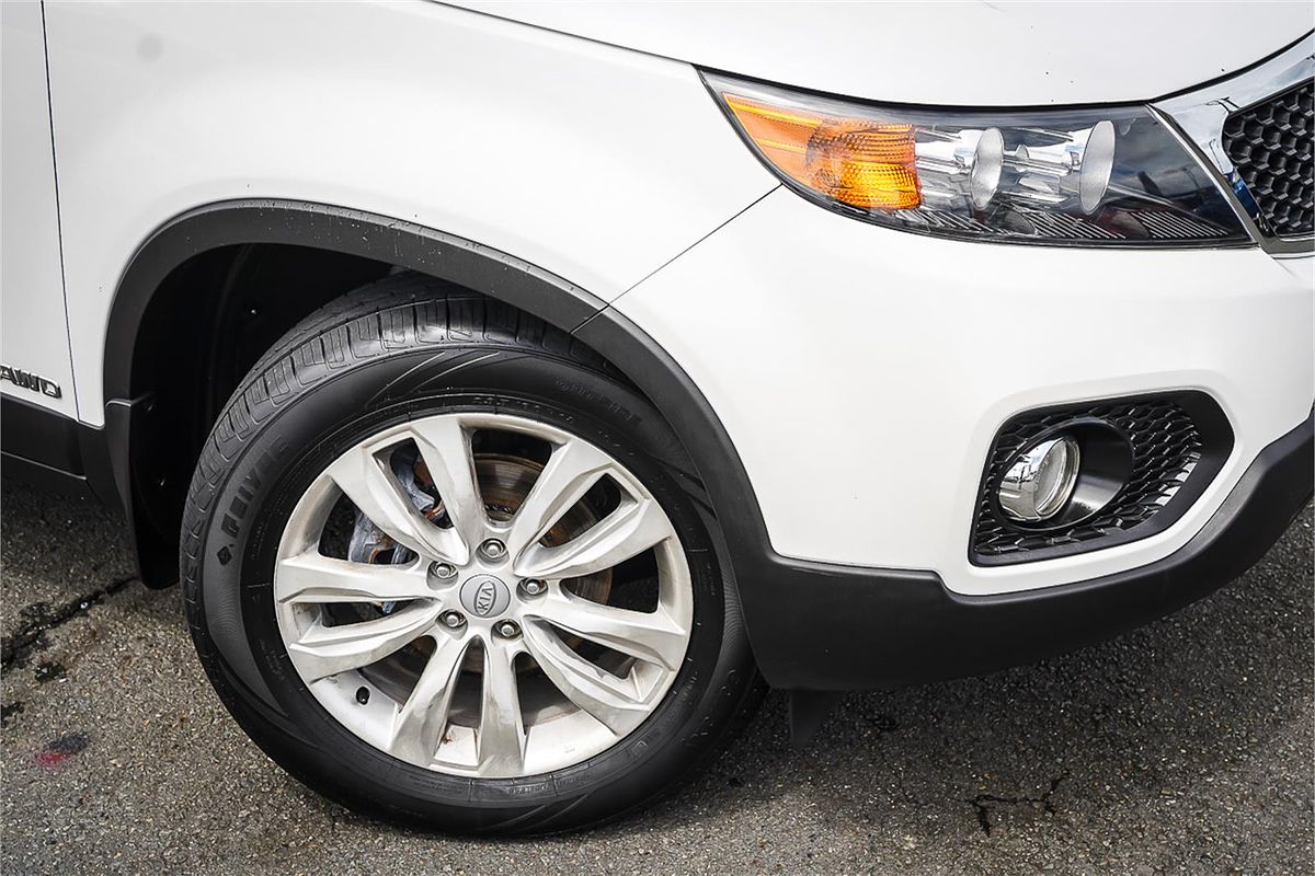 2010 Kia Sorento SLi XM