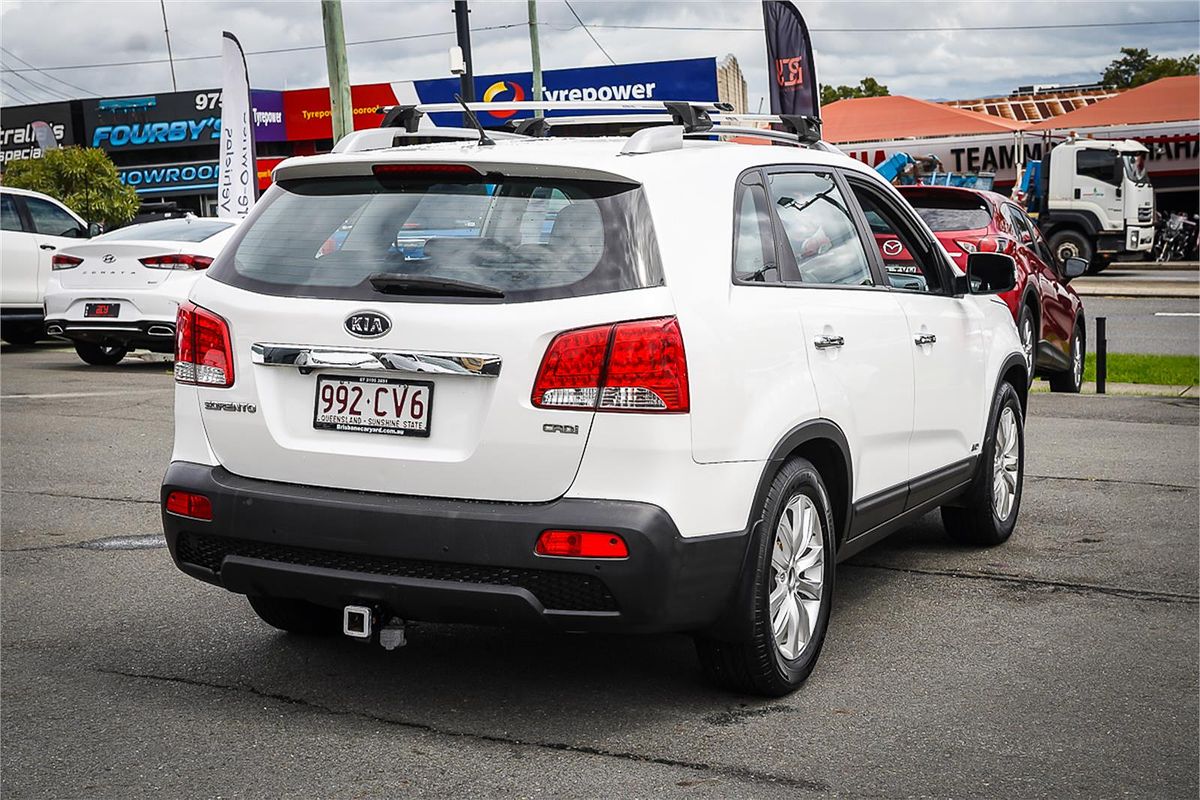 2010 Kia Sorento SLi XM