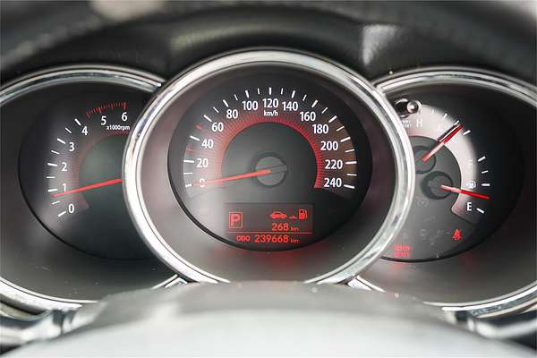 2010 Kia Sorento SLi XM