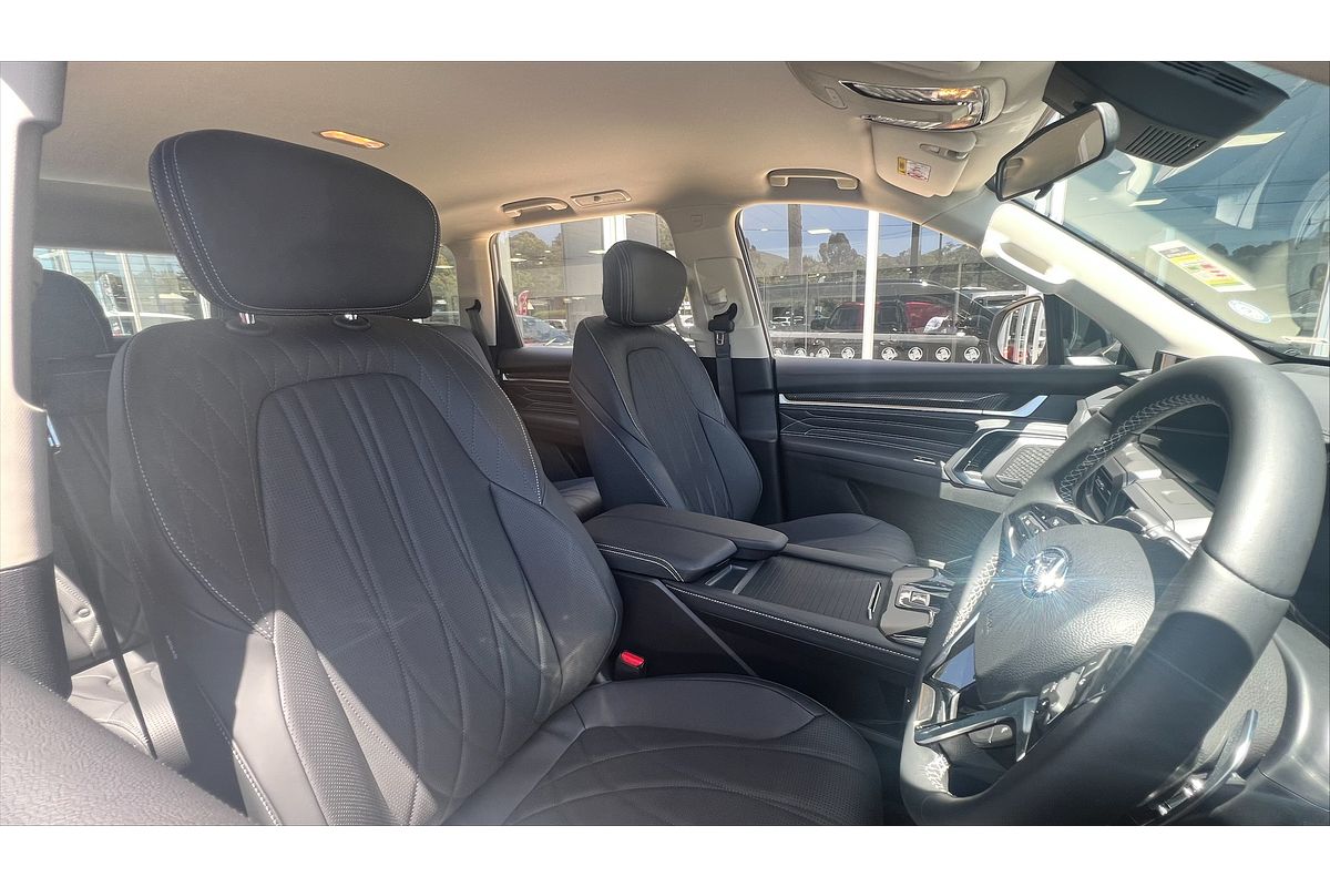 2025 LDV D90 Executive SV9A