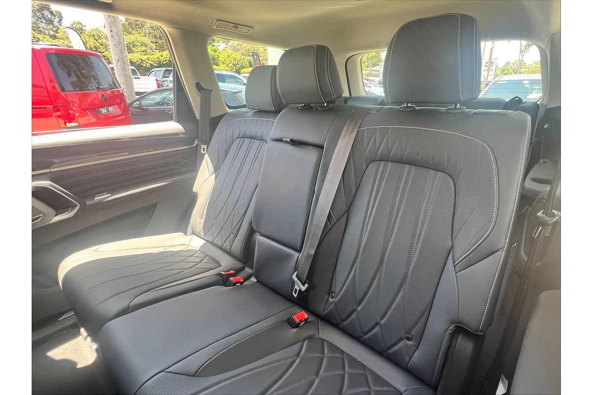 2025 LDV D90 Executive SV9A