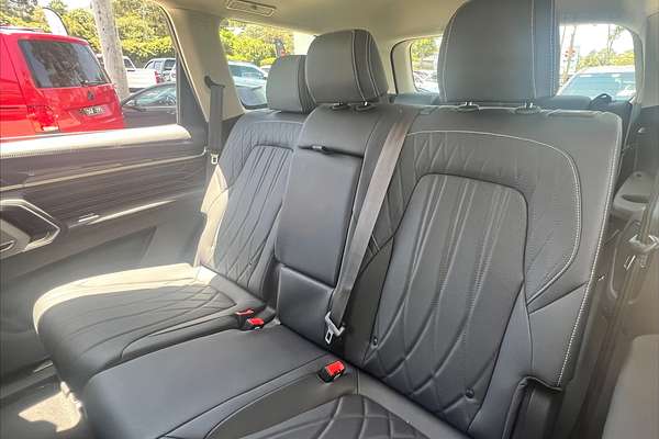 2025 LDV D90 Executive SV9A