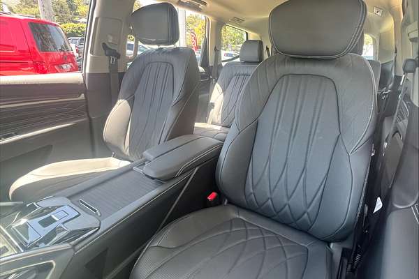 2025 LDV D90 Executive SV9A