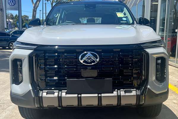 2025 LDV D90 Executive SV9A