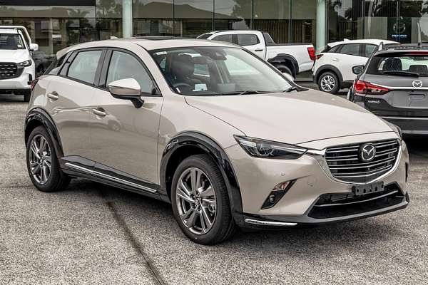 2025 Mazda CX-3 G20 Akari DK