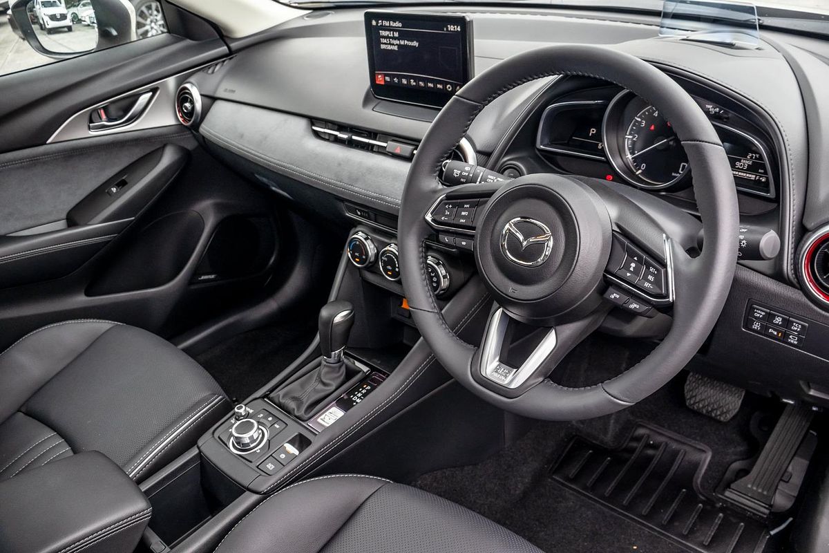 2025 Mazda CX-3 G20 Akari DK