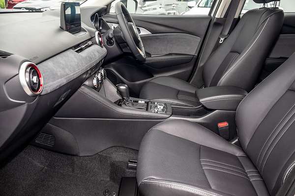 2025 Mazda CX-3 G20 Akari DK