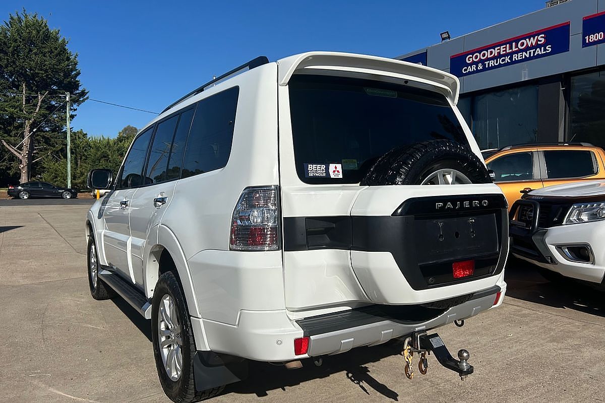 2017 Mitsubishi Pajero GLS NX