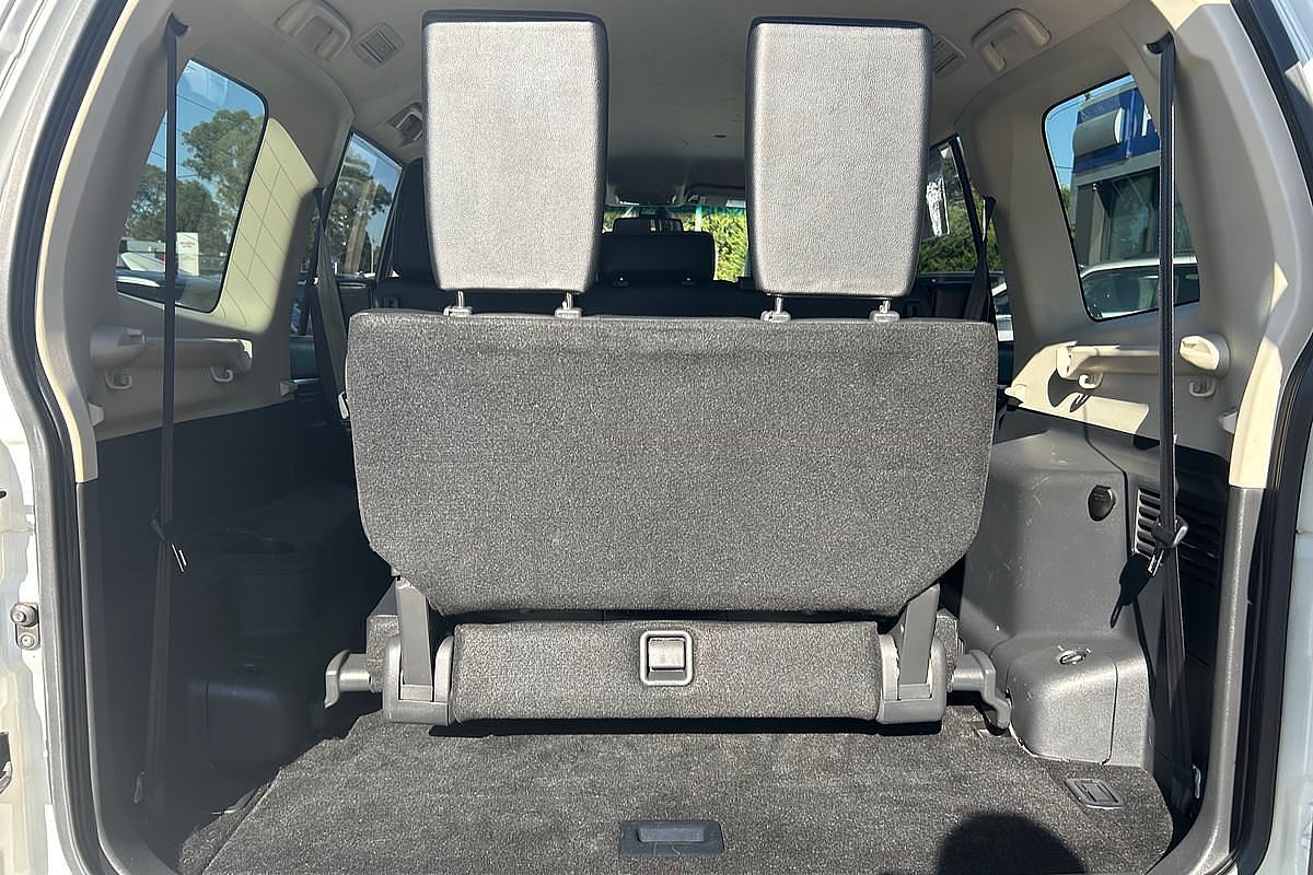 2017 Mitsubishi Pajero GLS NX